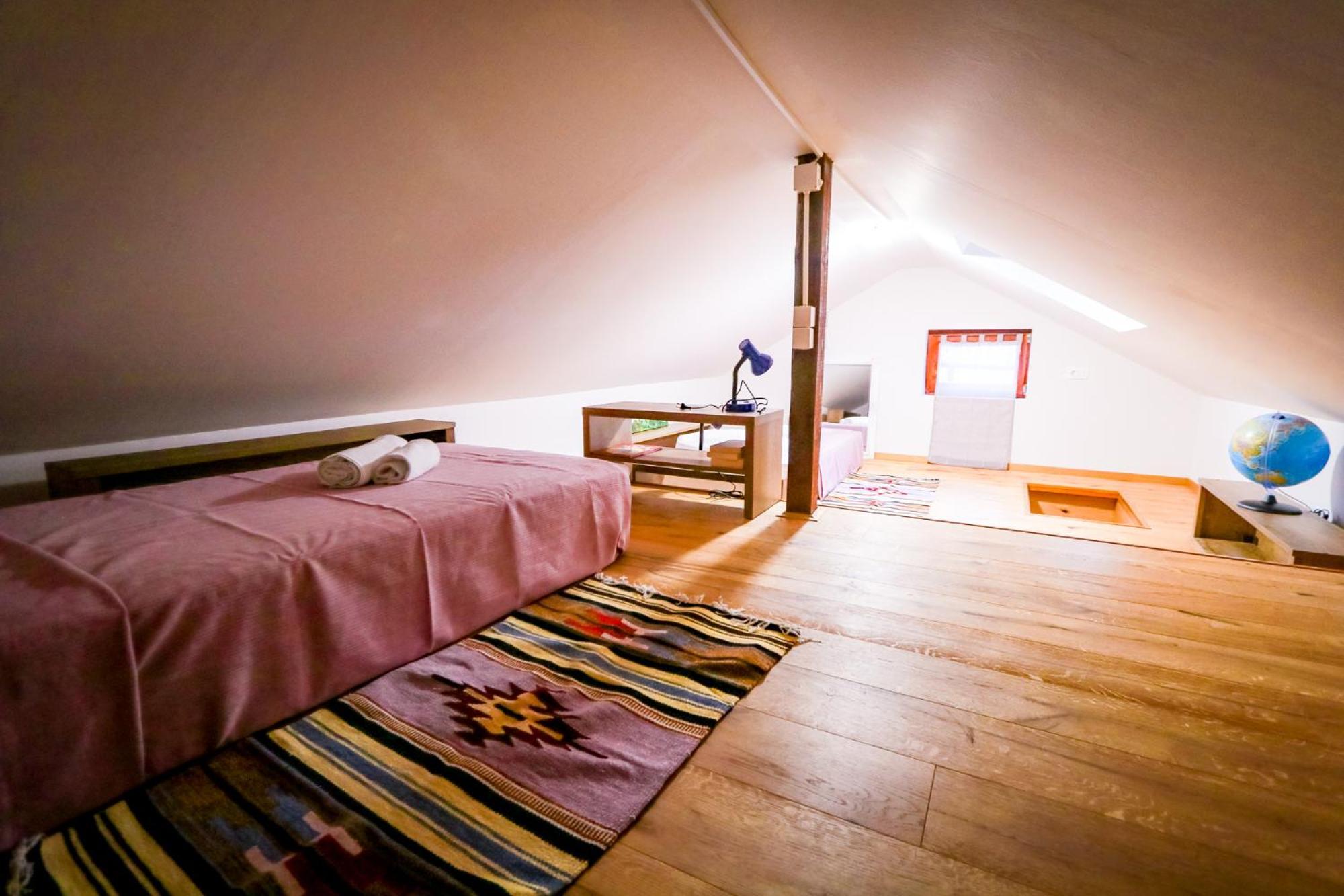 Hostel Strug Makole Exterior photo